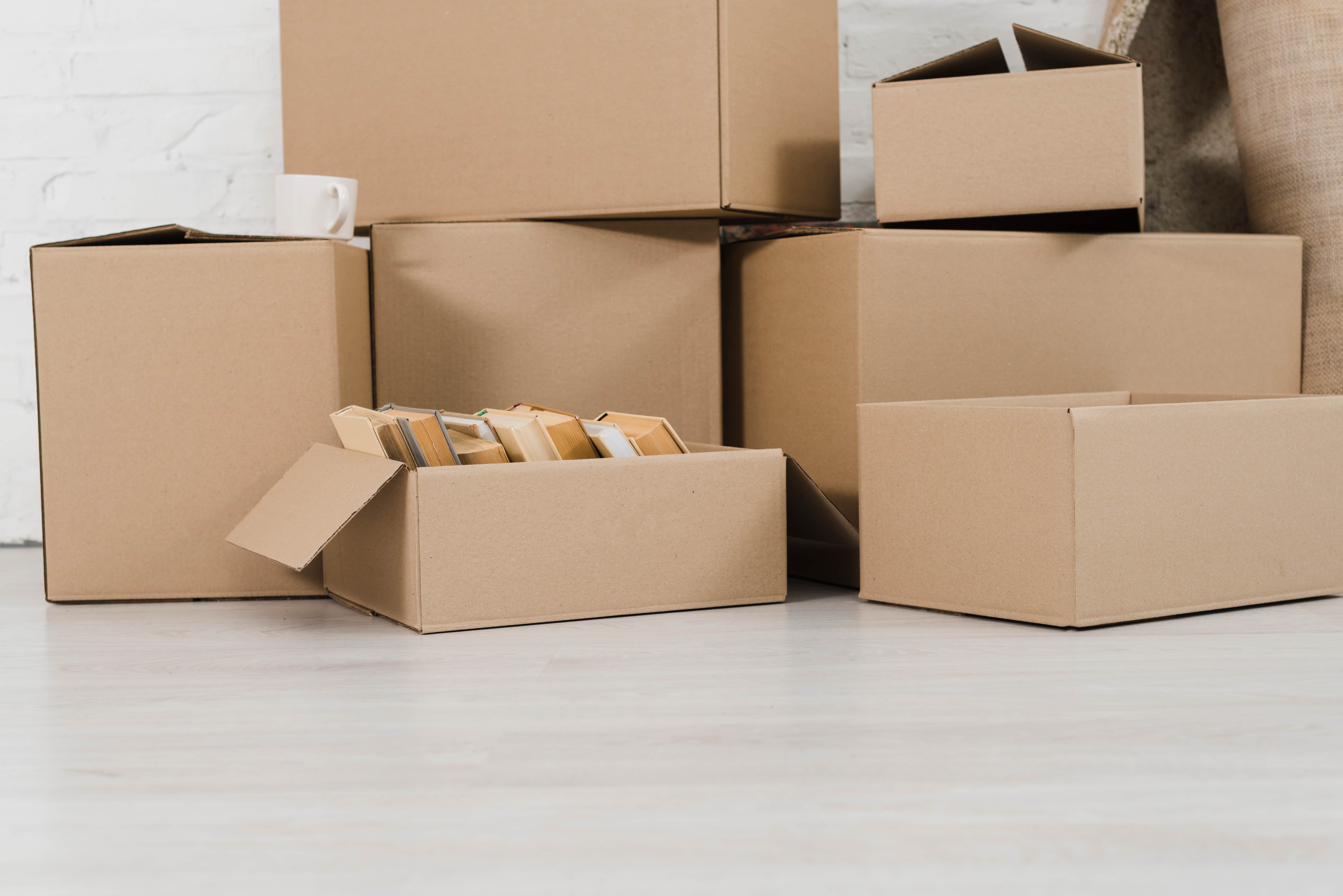 Cómo fabricar cajas de cartón corrugado de manera económica 